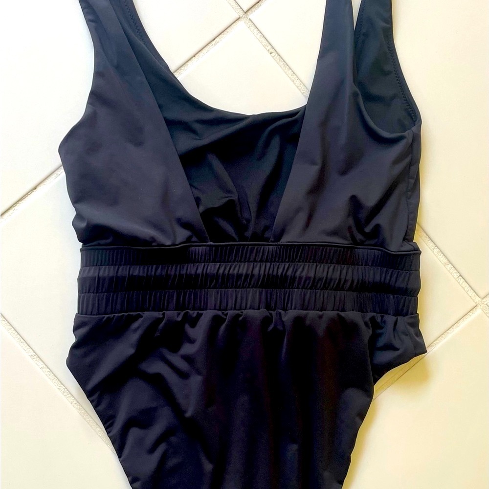 Good American Waist Framer One Piece Swimsuit - Picture 2 of 7